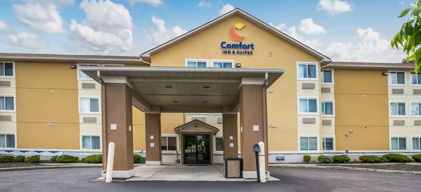  Comfort Inn & Suites Fairborn near Wright Patterson AFB